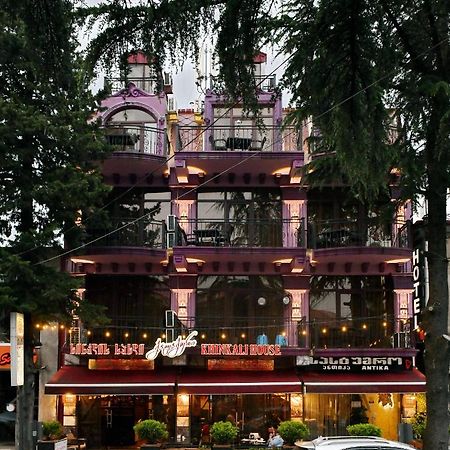 Antika Hotel Batumi Exteriör bild