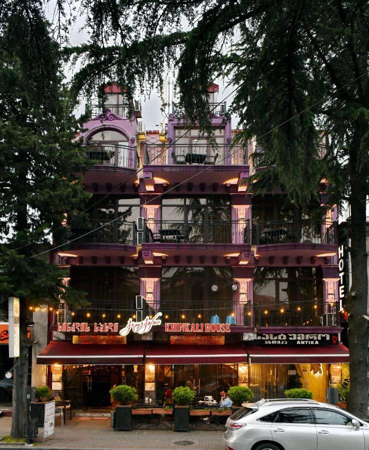 Antika Hotel Batumi Exteriör bild